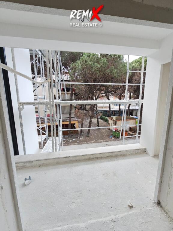 SHITET APARTAMENT 1+1 NE MALIN E ROBIT