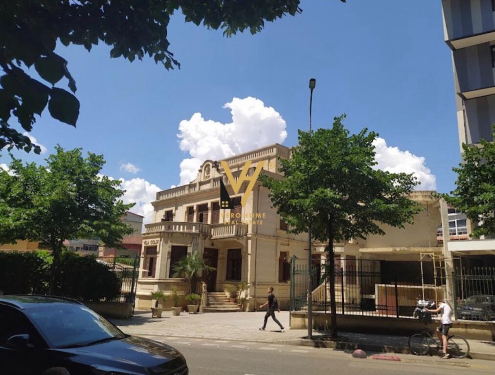 SHITET APARTAMENT 2+1 TE RRUGA E DIBRES 190.000 EURO