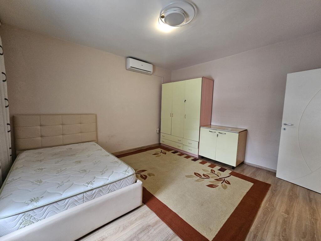 For Rent: House 2+1+Kitchen independent & 3 Parking Spaces (Yard) - *58,000 lek/month* 📍 Aviation Field - PARQUET | Air Conditioner