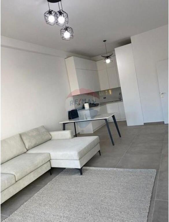 Appartamento 1+1 in affitto a Square 21 !