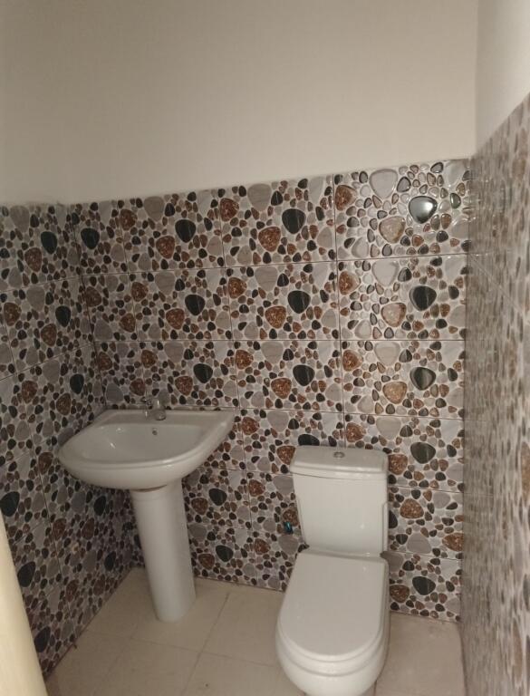 Ambjent per biznes te RROTA KUQE