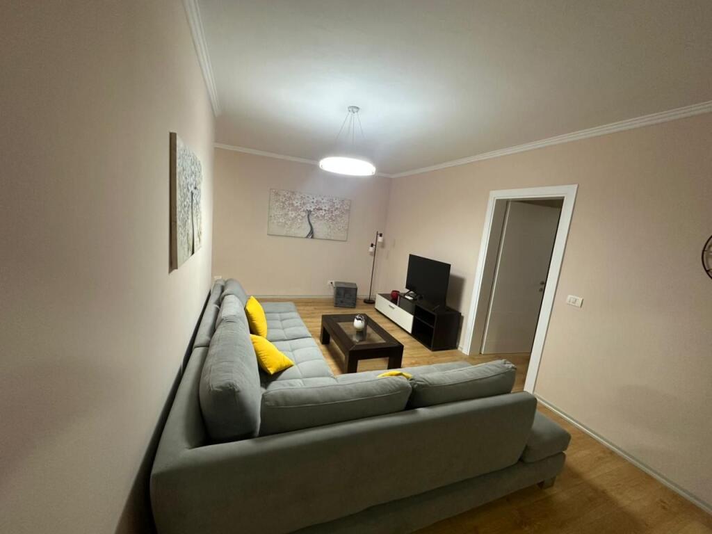 In affitto 2+1+1 Campo di Aviazione 650€