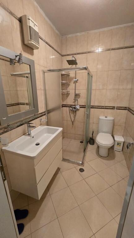 Investimento a Bllok: Appartamento 2+1+2 in Vendita – diviso in 2 appartamenti