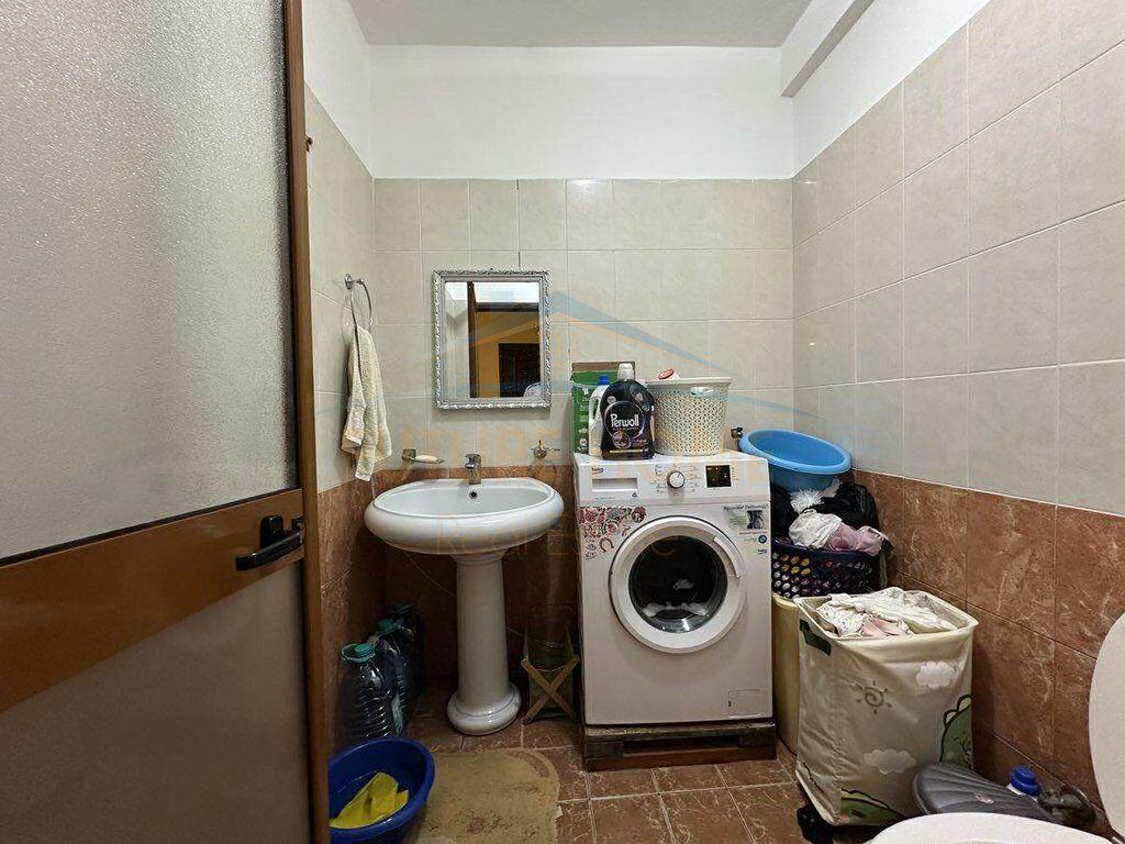 Apartment 2+1 for sale, Misto Mame