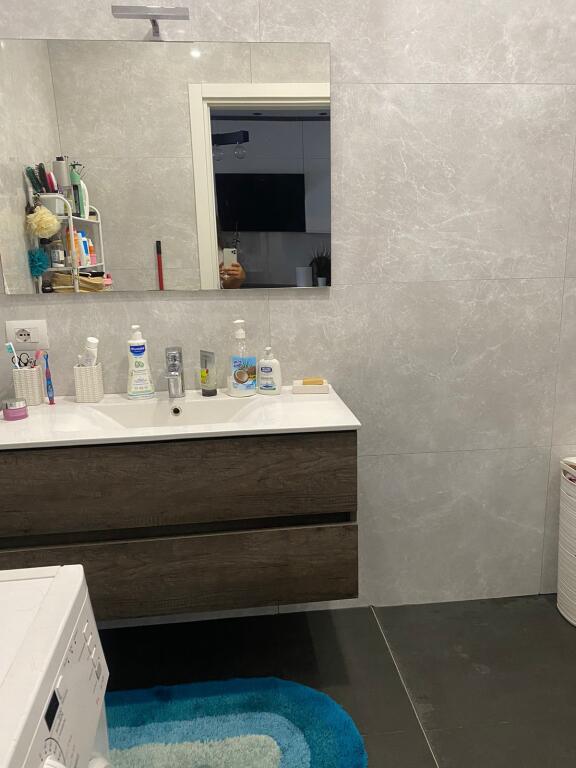 Apartament 1+1 me qira tek Stadiumi Dinamo