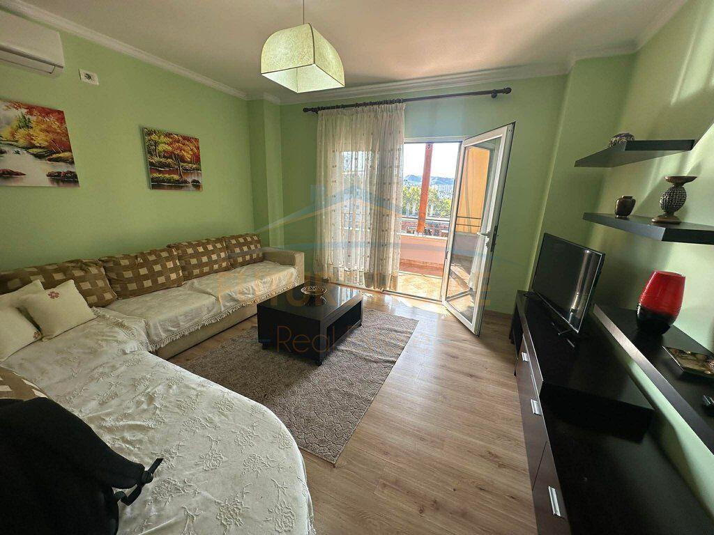 Qera, Apartament 1+1, Laprake
