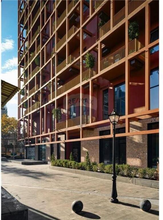 Office space for rent, Kavaja Street.