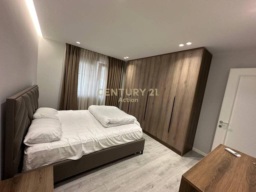 Modern luxury villa near the “Wisdom” University