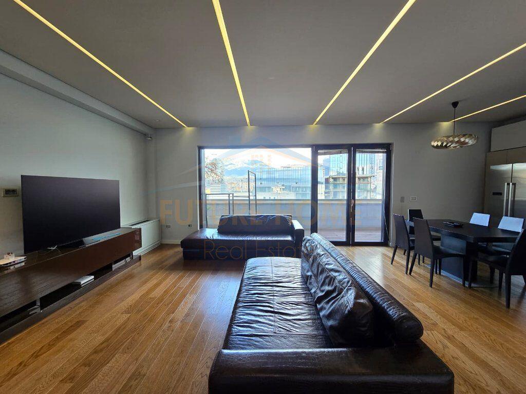 FOR SALE APARTMENT 2+1+2 PARKING SPACES, IN THE CENTER