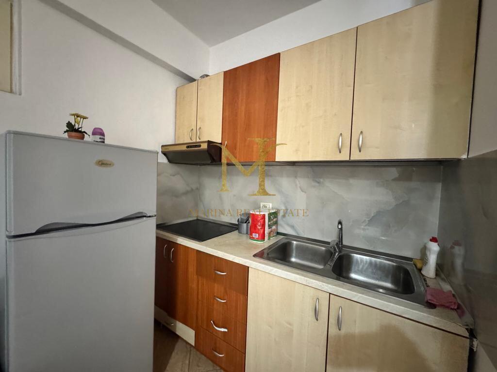 Jepet me Qera Apartament Durres, 1+1, ne Plazh Rrota e Kuqe