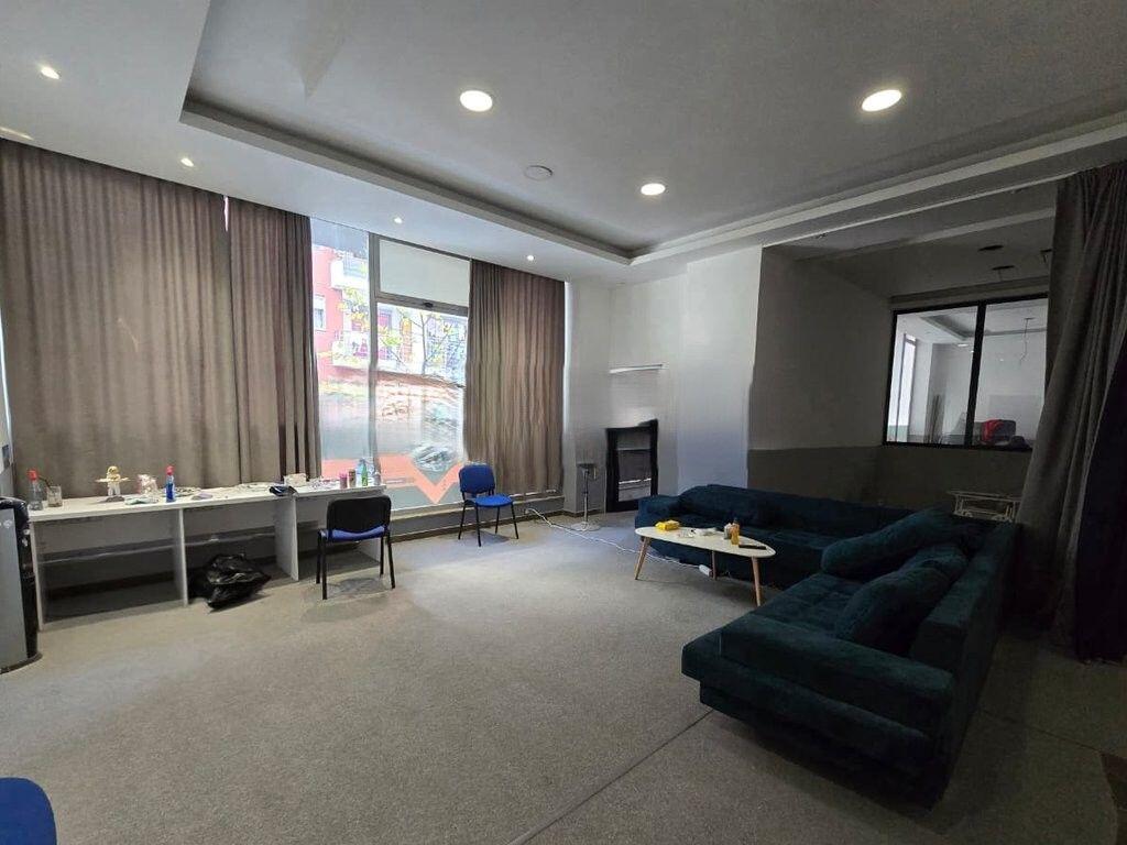 COMMERCIAL SPACE FOR SALE IN YZBERISHT! 238,000 €