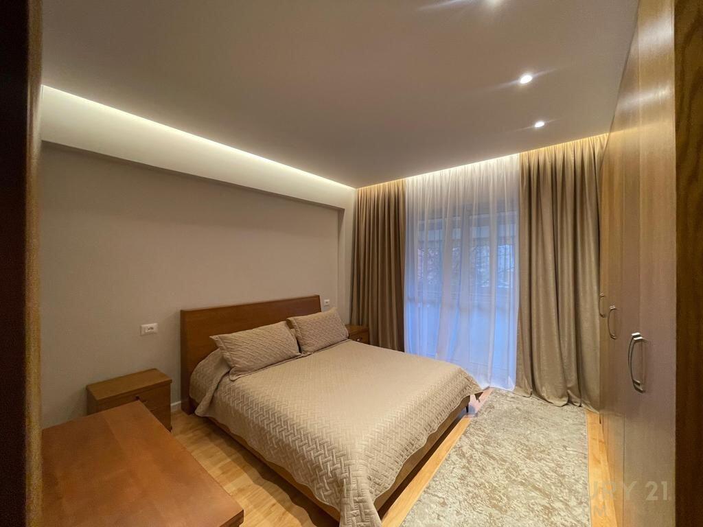 Apartament 2+1 per qira ne zonen e Bllokut
