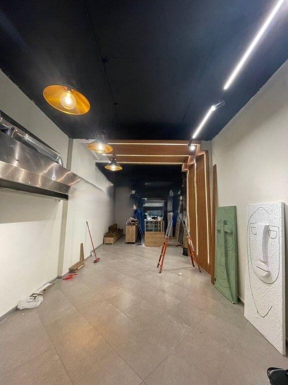 Ambient Biznesi per shitje tek Tower Bridge Residence ! 140,000 €