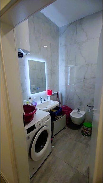 Appartamento 2+1 con posto auto in vendita ad Ali Demi, Tirana – 88 m², 170.000€