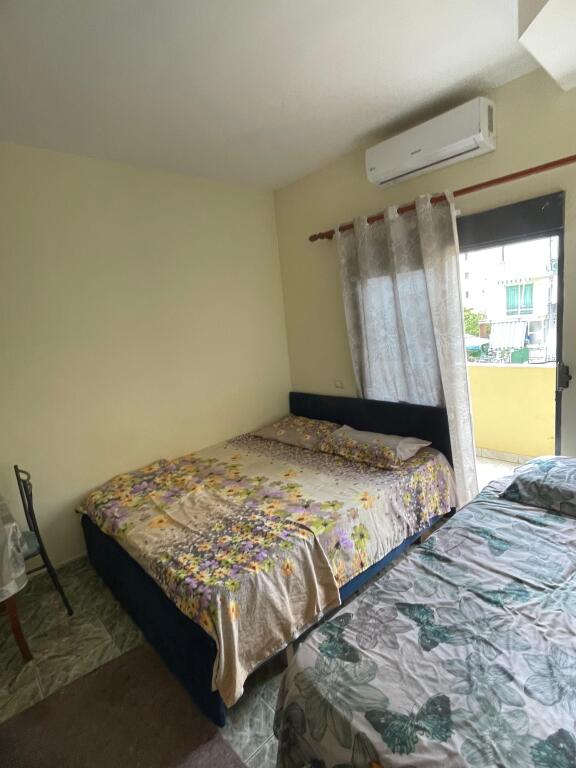 Shitet Apartament 2+1 Golem