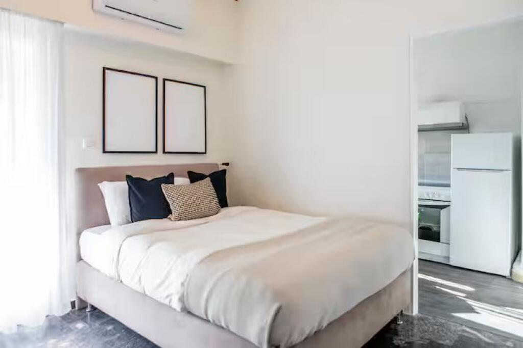 Apartament me qera 1+1 tek Rruga e Kosovareve (ID B2101321) Tirane