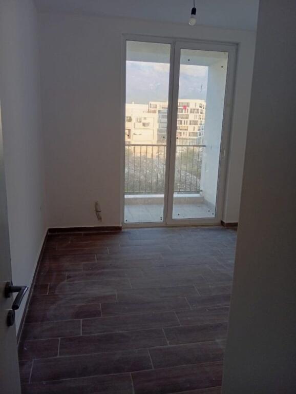 Apartment for Rent Empty with kitchen 2+1+2 at the End of 5 May