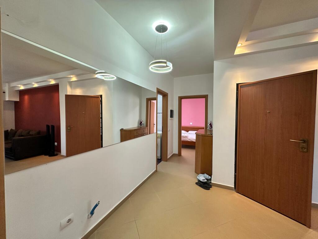 Apartament me qira 3+2/Vlore