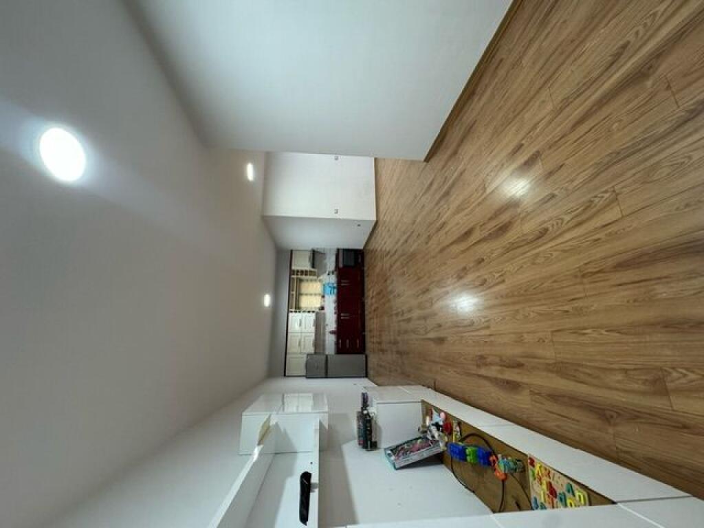 apartament 2+1 me qera ne yzberisht prane eco market