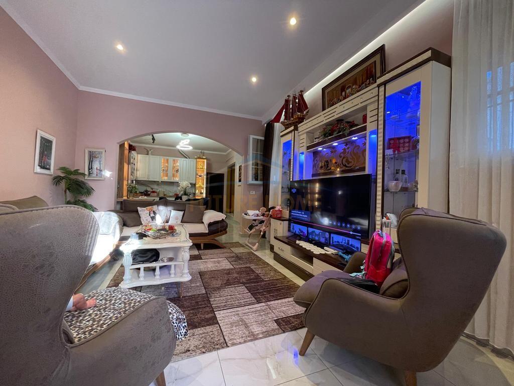 For sale, Private House, Vasil Shanto, Tirane