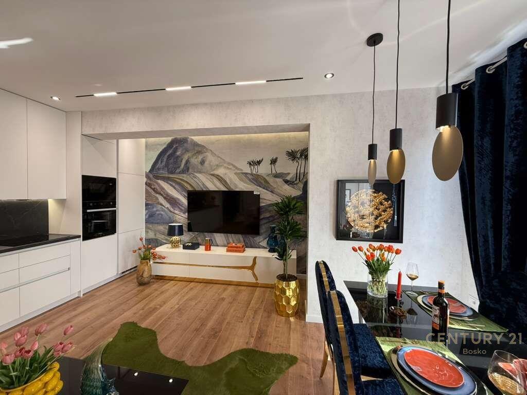 🏡 Apartament 2+1 për shitje – 21 Dhjetori, Tiranë !