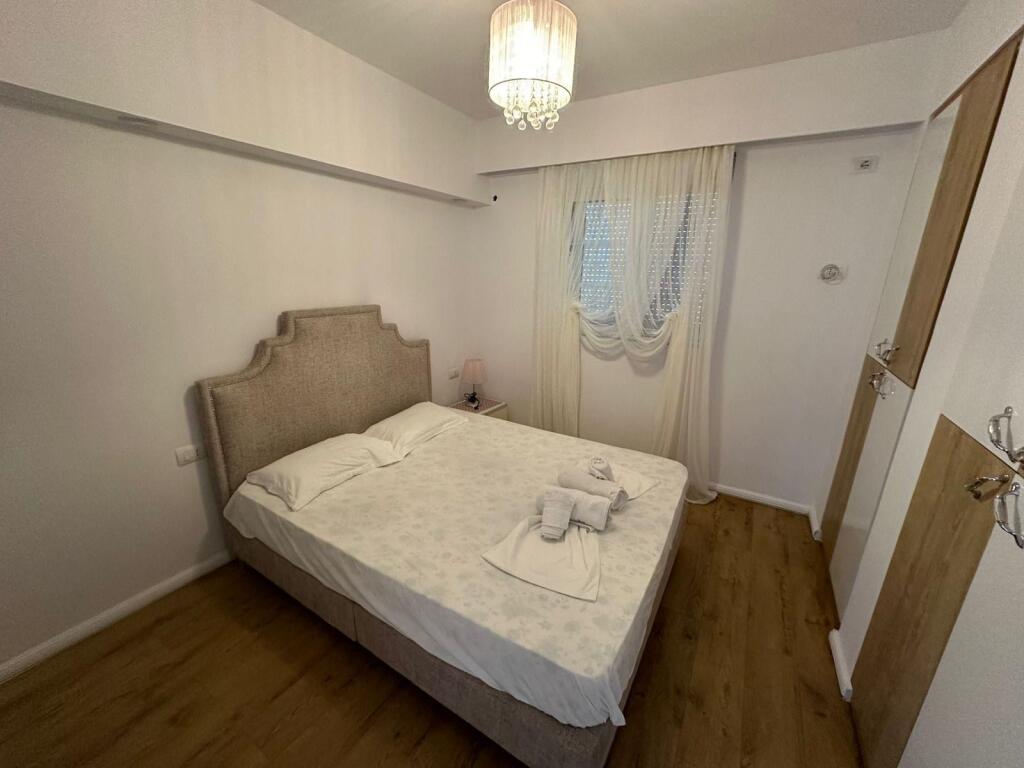 🏡 Appartamento 1+1 in vendita a Saranda con vista mozzafiato sul mare 🌊 e posto auto 🚗
