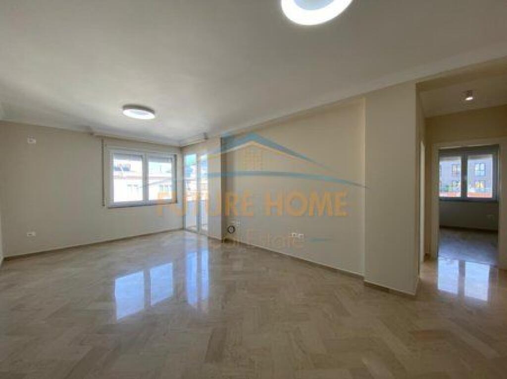 In vendita, Appartamento 2+1, Comune di Parigi