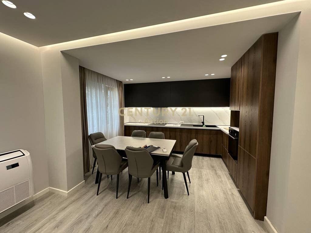 Modern luxury villa near the “Wisdom” University