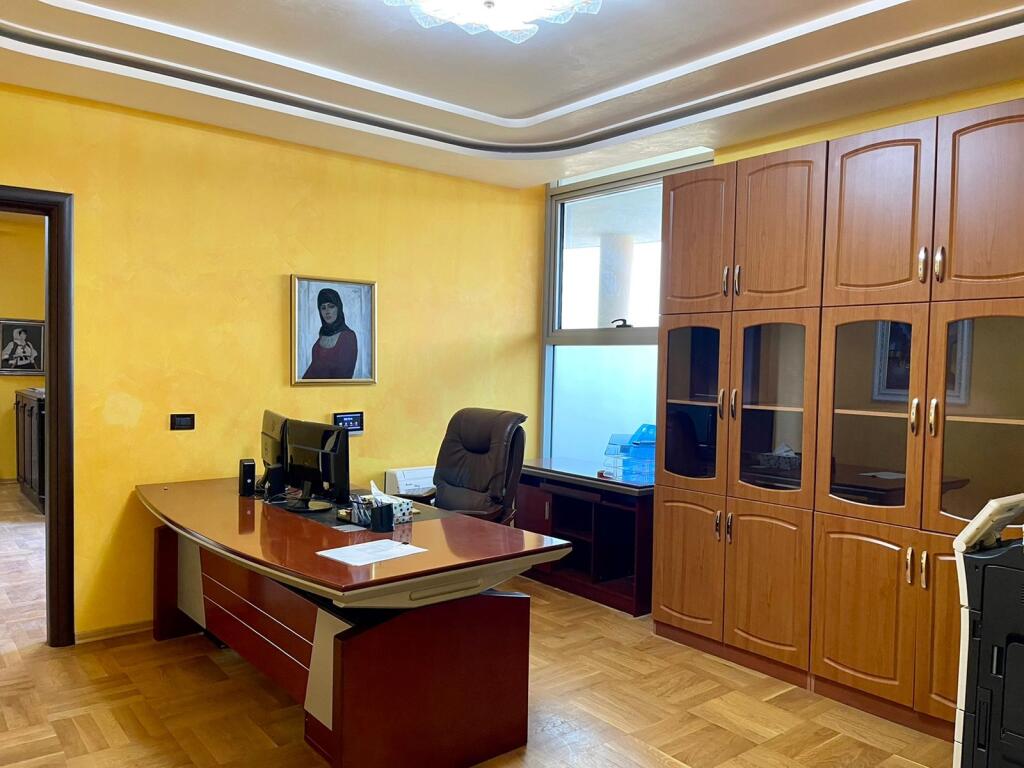 4-STOREY BUSINESS PROPERTY FOR SALE IN KASHAR