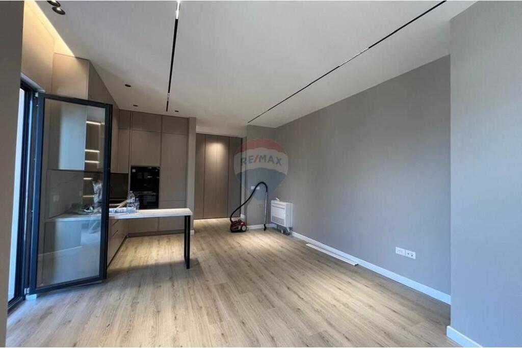 Appartamento 2+1+2 in affitto vicino a Pazari i Ri!