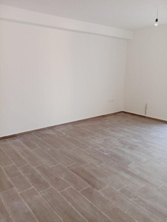 Apartment for Rent Empty with kitchen 2+1+2 at the End of 5 May