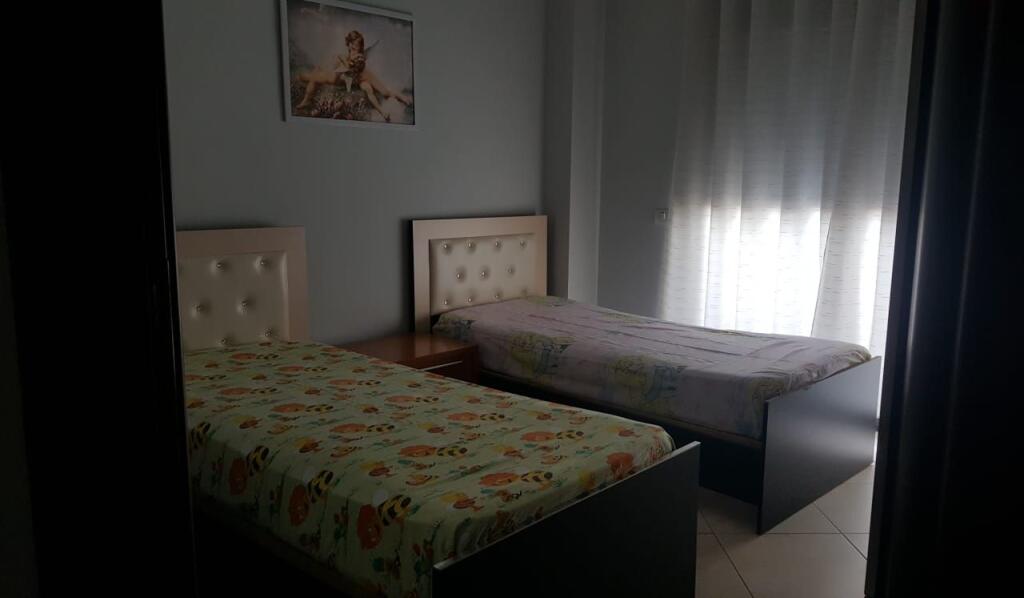 Affittasi 2+1+2 ASTIR TE OZONE 50.000 leke