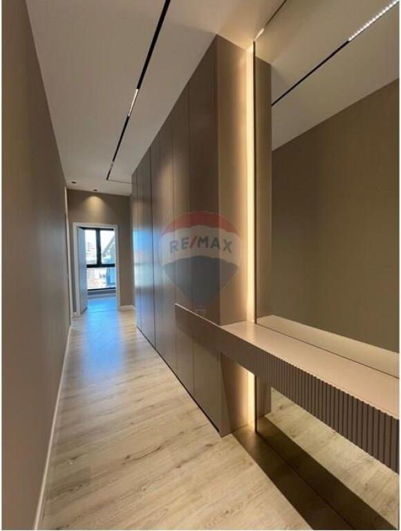 Appartamento 2+1+2 in affitto vicino al Mercato Nuovo!