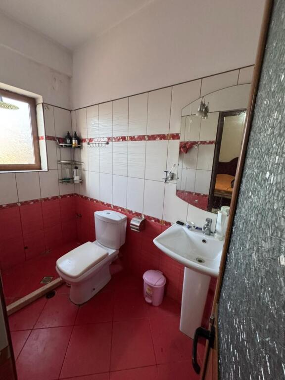 Appartamento 3+1+2 in Vendita  📍 Zona: Astir, vicino al Palazzo con Frecce