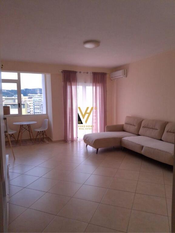VENDESI APPARTAMENTO 1+1+2 BLK A VLORE 118.000 EURO