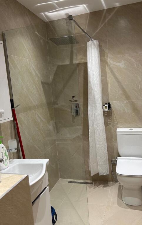 APARTAMENT ME QERA 2+1 VASIL SHANTO 55.000 LEKE