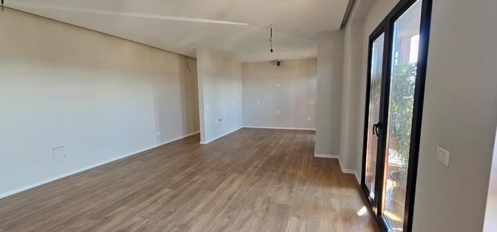 🏢 Affittasi – Ufficio nel Garden Building