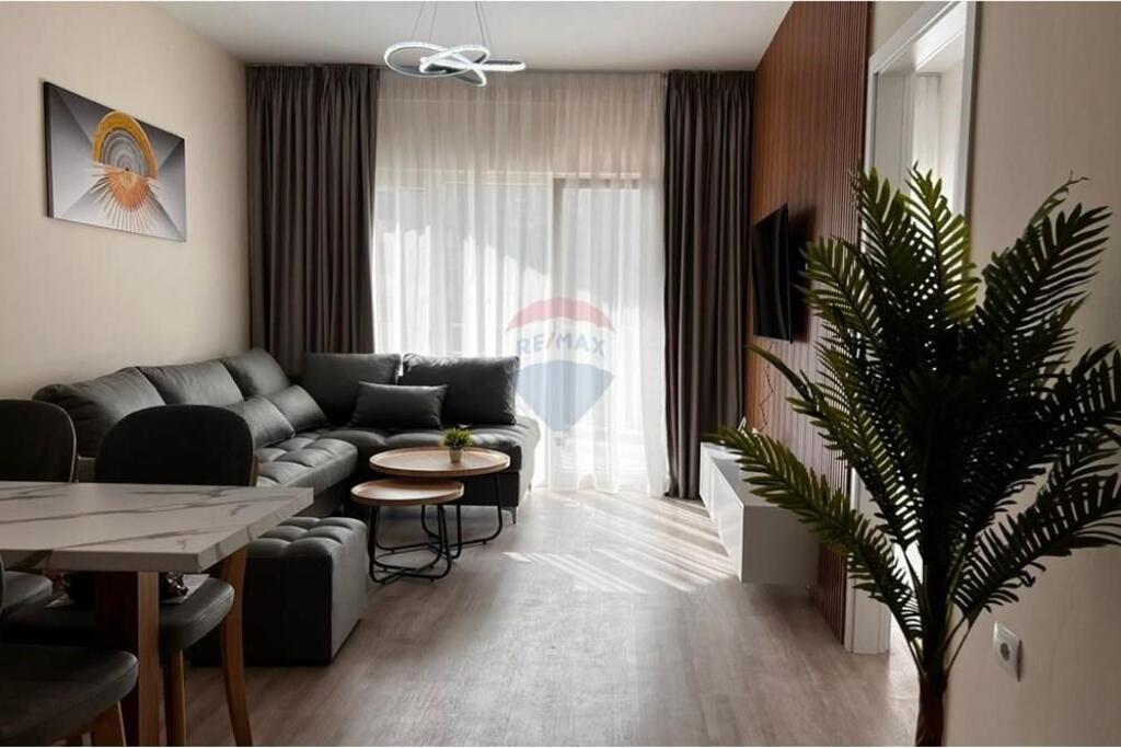 Apartament 2+1 me qira te Zogu i Zi  !