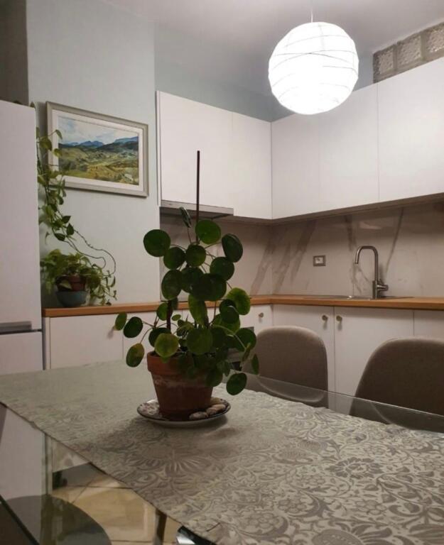 Apartament 1+1 me qira tek Shkolla Mihal Grameno!