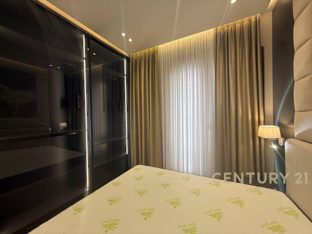 Apartament per qira 1+1+post parkimi i mobiluar, tek Kompleksi "Deliorgji"!
