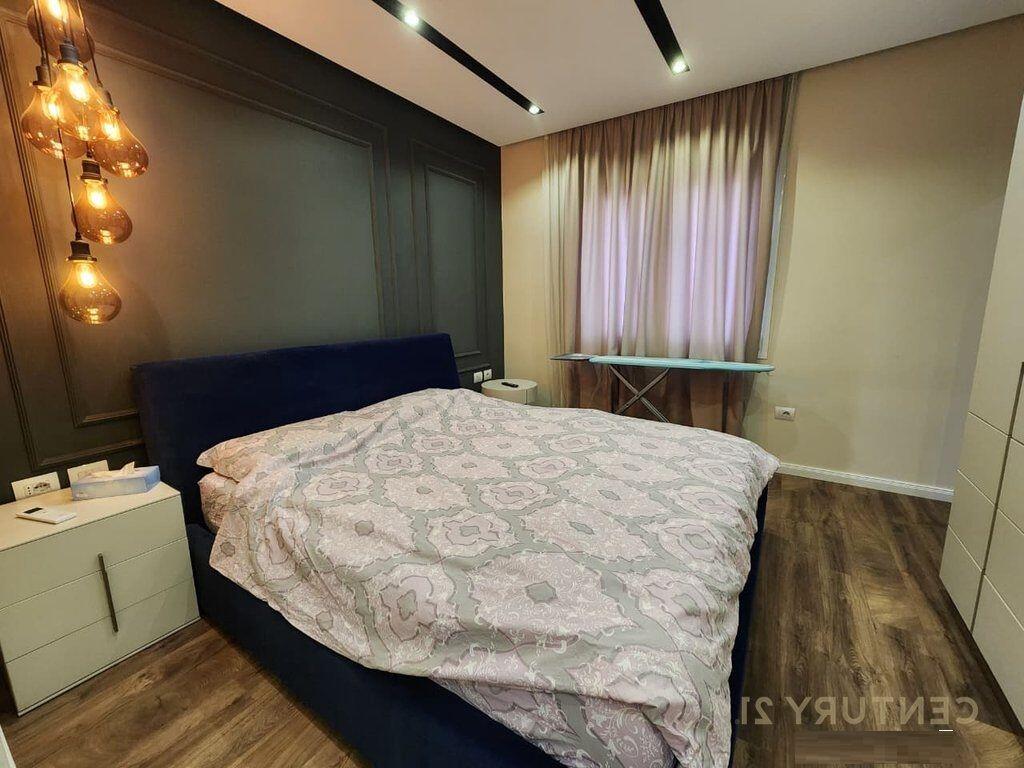 APARTMENT 3+1+2 FOR RENT NEAR BARRICADES STREET
