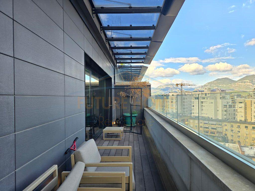 FOR SALE APARTMENT 2+1+2 PARKING SPACES, IN THE CENTER