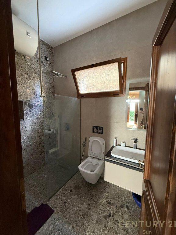 Villa su 2 piani in vendita a Don Bosko