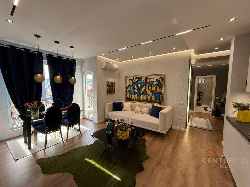 🏡 Apartament 2+1 për shitje – 21 Dhjetori, Tiranë !