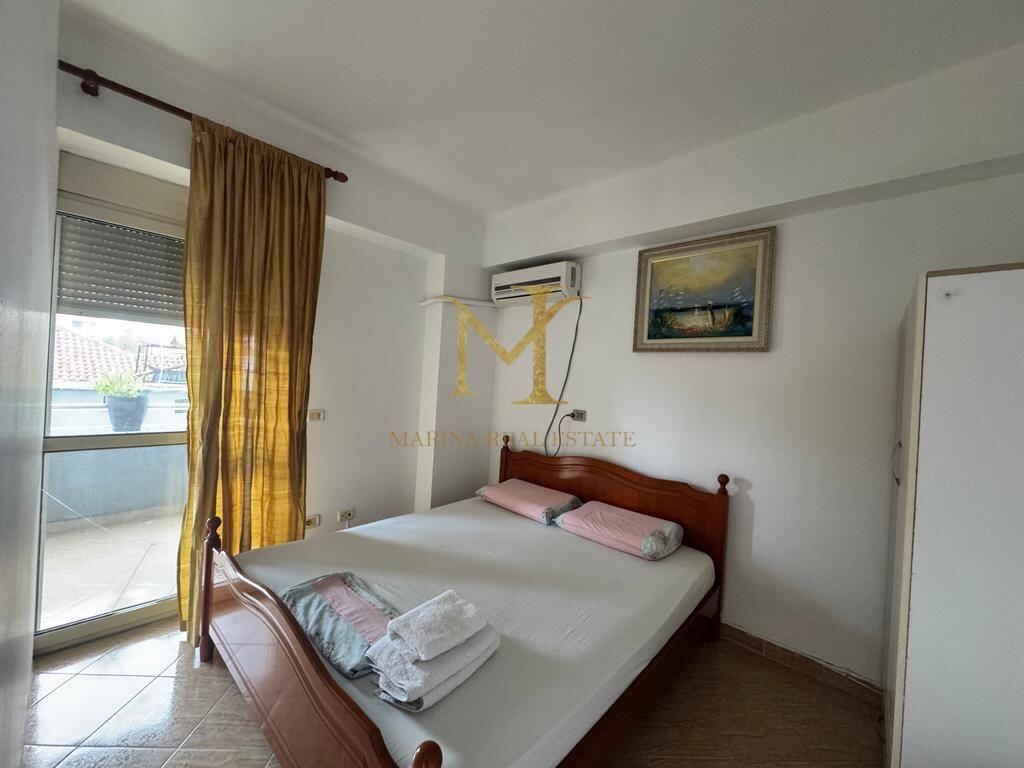 Jepet me Qera Apartament Durres, 1+1, ne Plazh Rrota e Kuqe