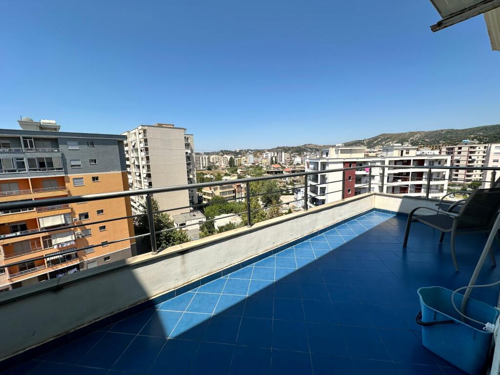 Apartament me qira 3+2/Vlore