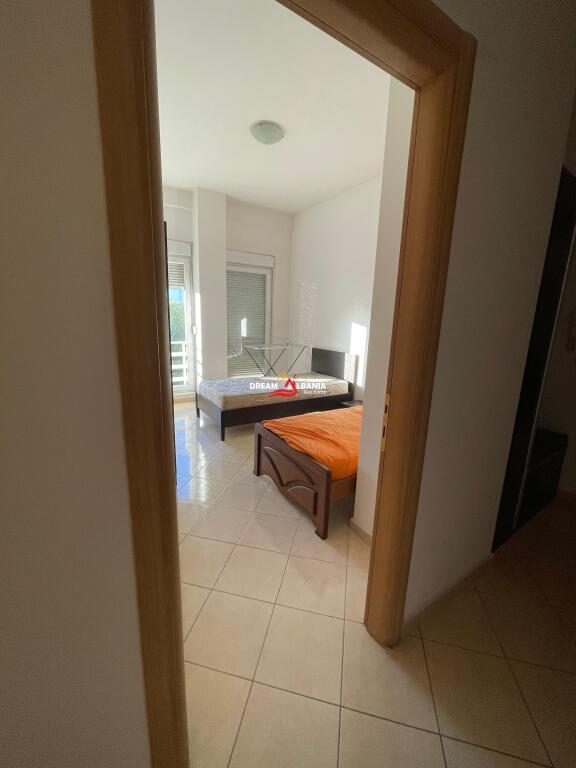 Appartamento 2+1 in affitto vicino a Casa Italia, a Tirana (ID 42214595)