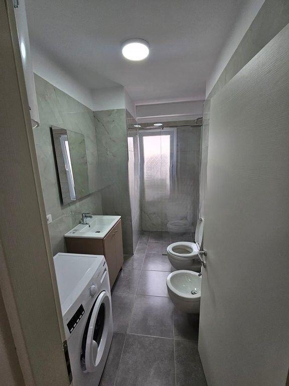 Apartament 1+1 për Qera tek Ish Fusha e Aviacionit, Tiranë 550 € /Muaj