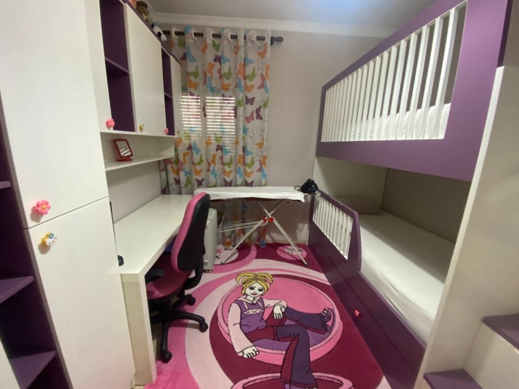 Jepet me qera apartament 2+1+2 tualete+ballkon te Fusha e Aviacionit te "Bar Votra".