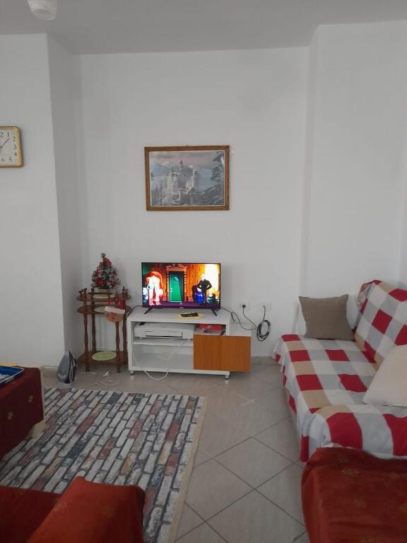 Apartament me qera1+1 tek Fresku